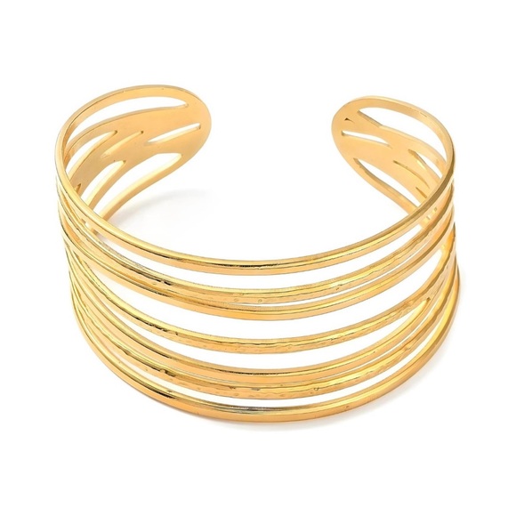 Elegant Gold Cuff Bracelet. 18K Gold Plated Steel. - Picture 3 of 4